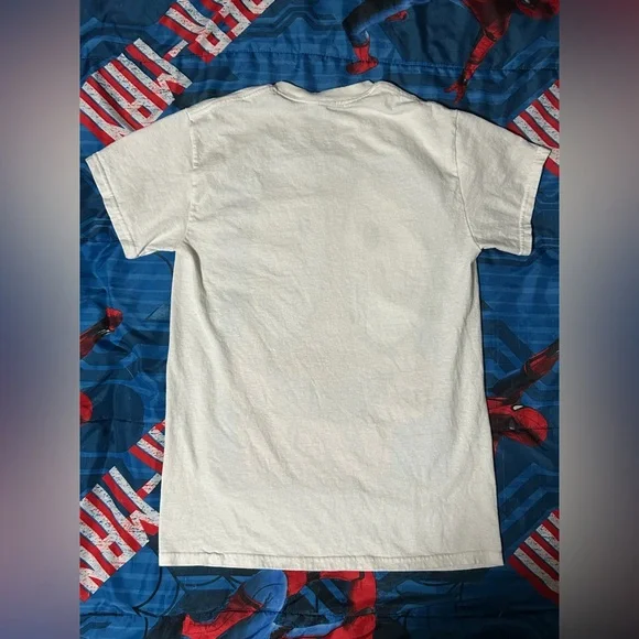 Courage the Cowardly Dog Graphic Tee Shirt - Picture 3 of 3